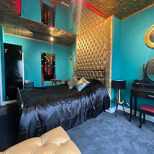 https://boutique-dungeon.brighton-hotels-england.com